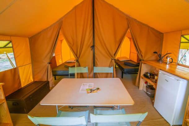 Camping Onlycamp Les Pins Nancay Buitenkant foto